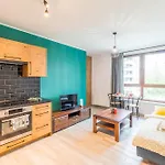 Mistrzejowice Studio - Park, Tram & Bus Nearby - By Rentujemy