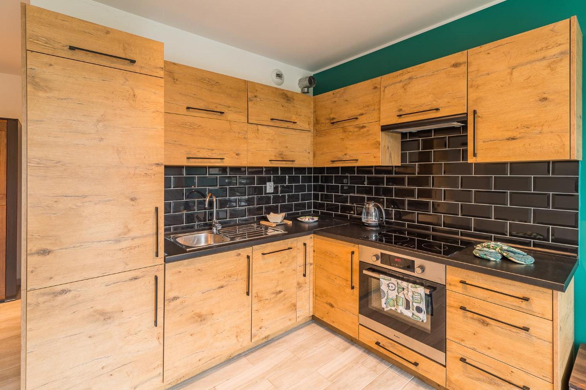 Apartment Mistrzejowice - Park, Tram & Bus Nearby - By Rentujemy *
